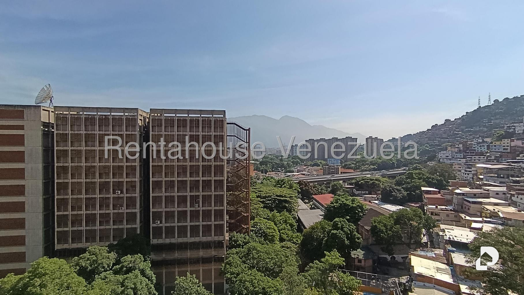 Apartamento en El Paraíso, Caracas – 14