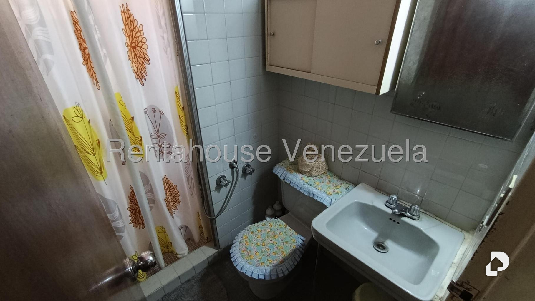 Apartamento en El Paraíso, Caracas – 30