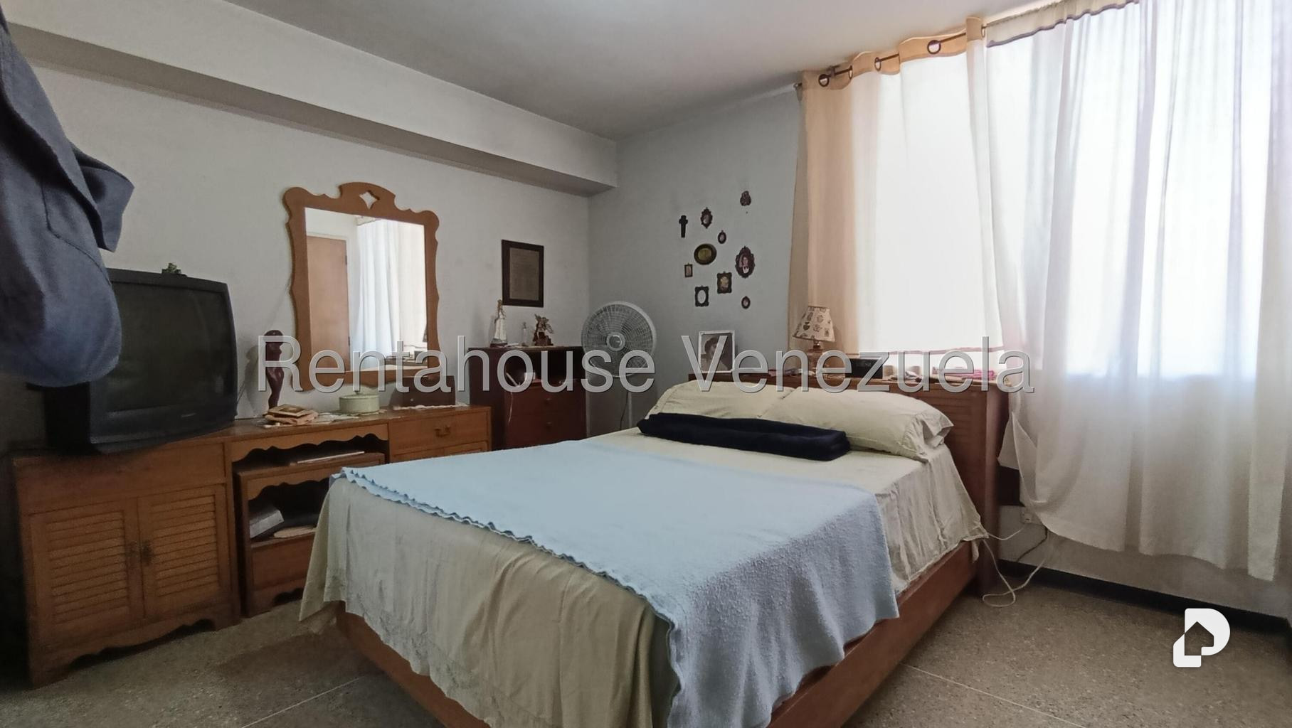 Apartamento en El Paraíso, Caracas – 19