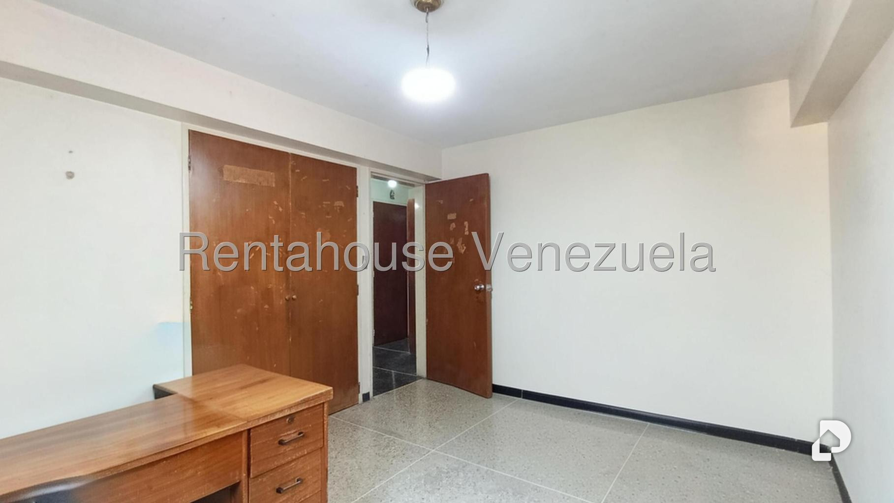 Apartamento en El Paraíso, Caracas – 27