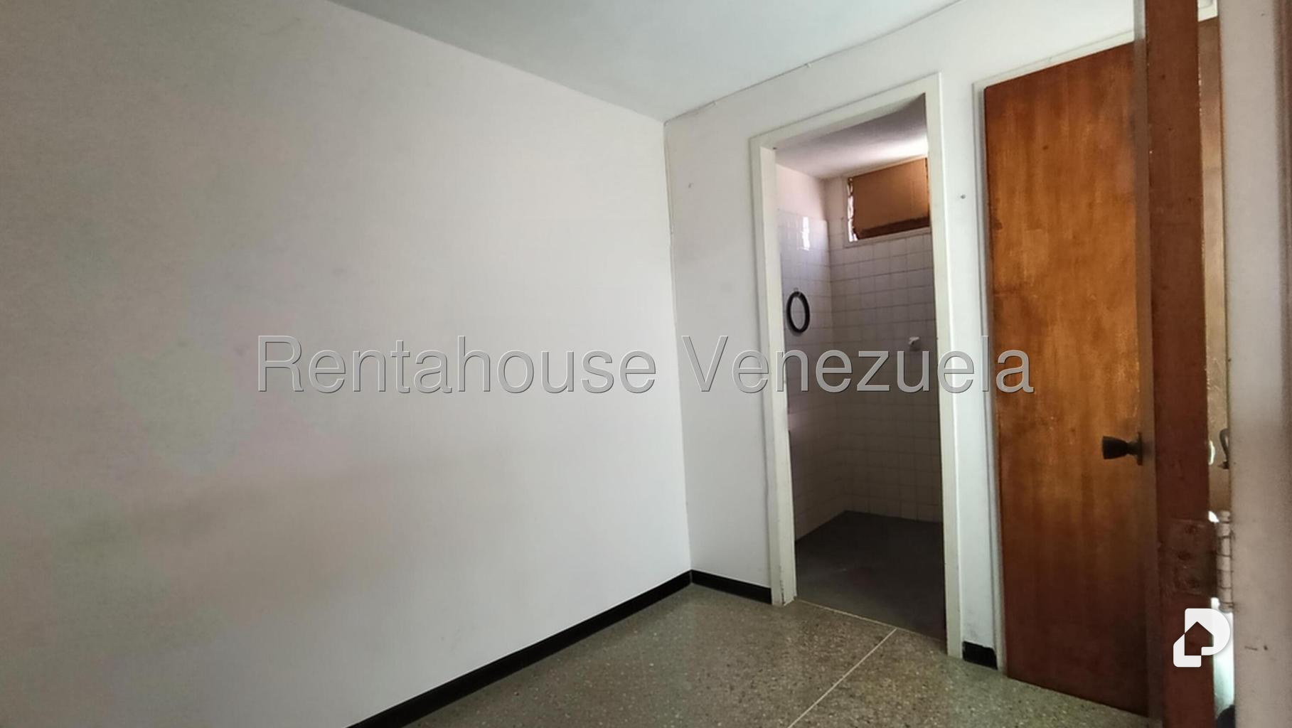 Apartamento en El Paraíso, Caracas – 18