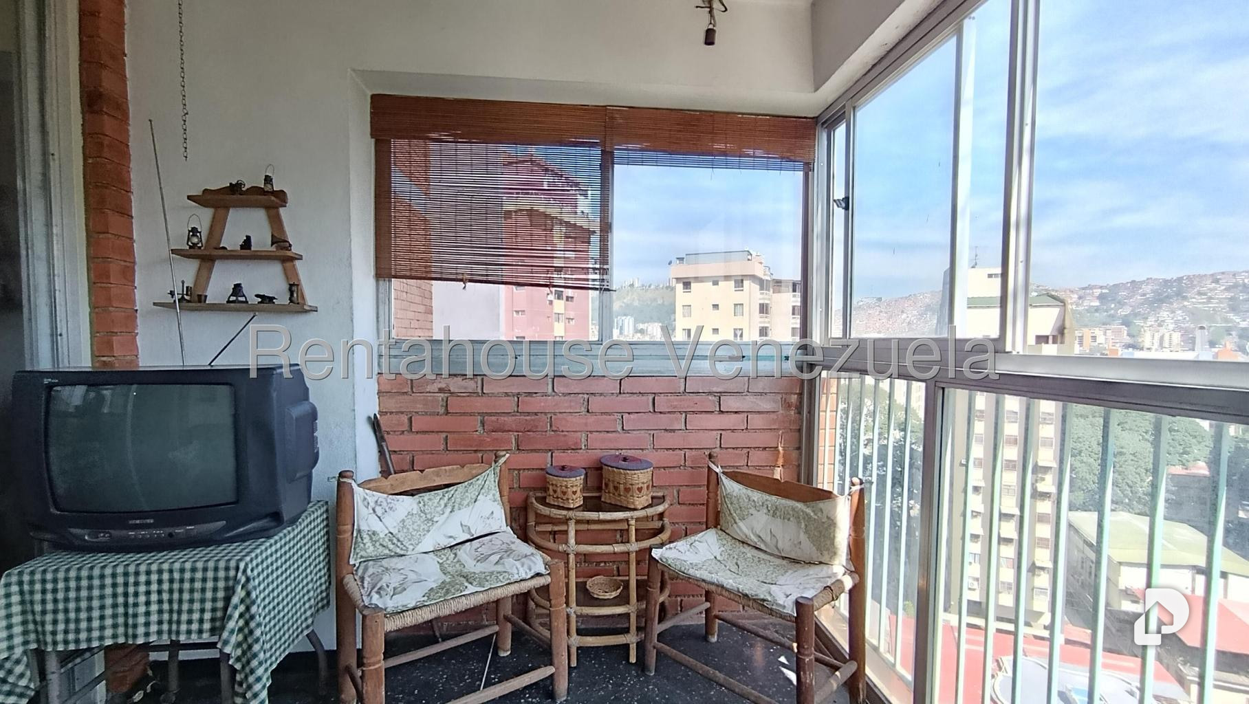 Apartamento en El Paraíso, Caracas – 11