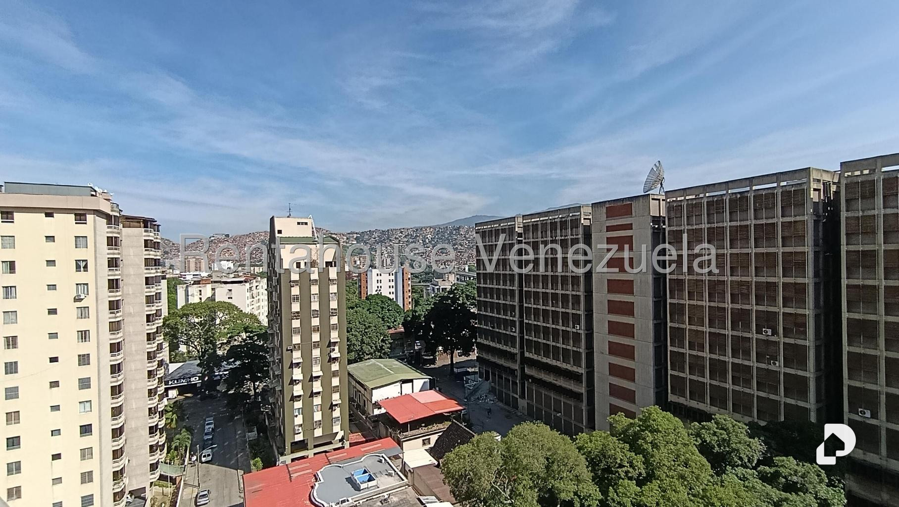 Apartamento en El Paraíso, Caracas – 13