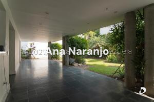 Casa en Prados del Este, Caracas – 23