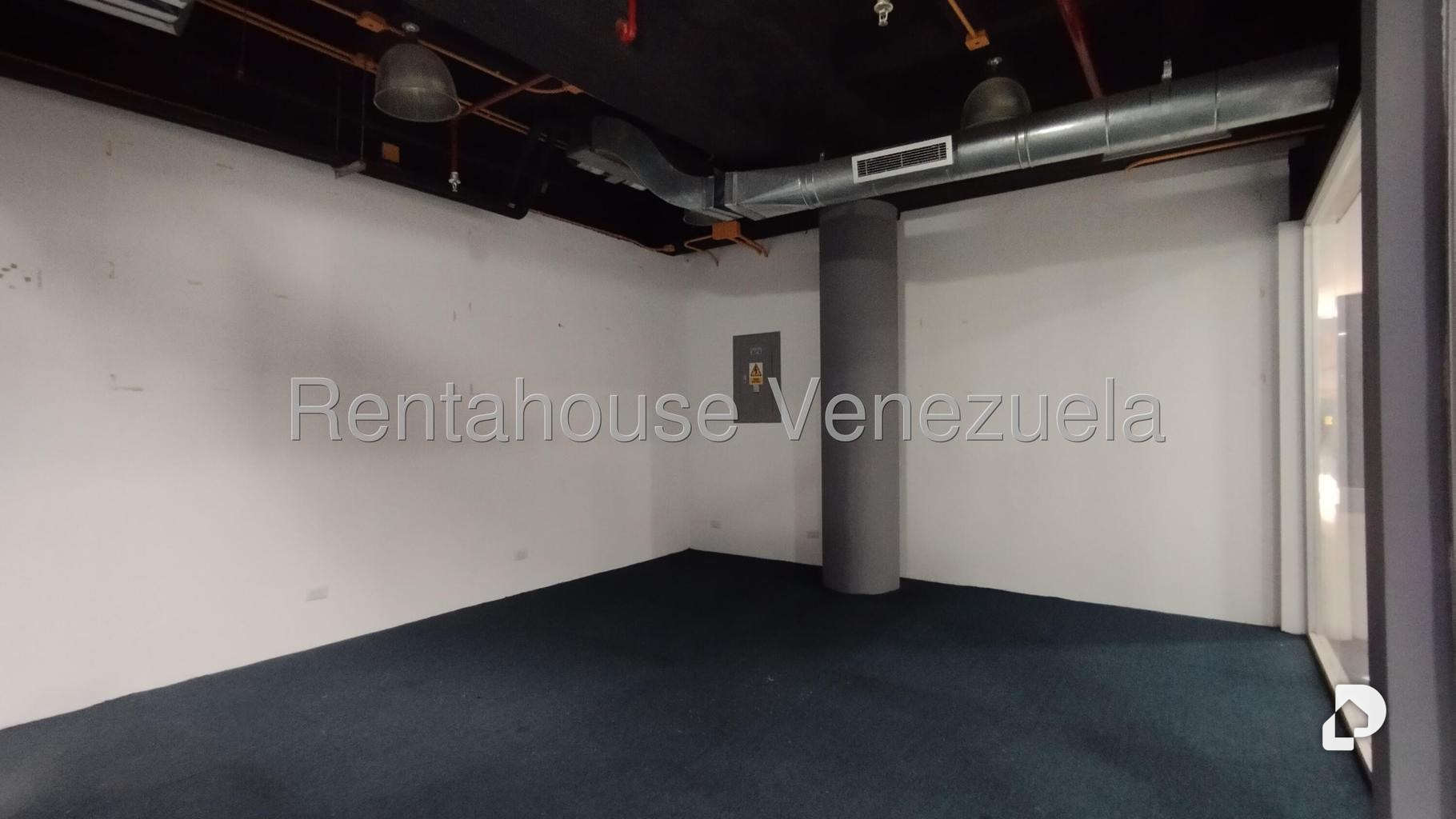 Local comercial en Colinas de Valle Arriba, Caracas – 3