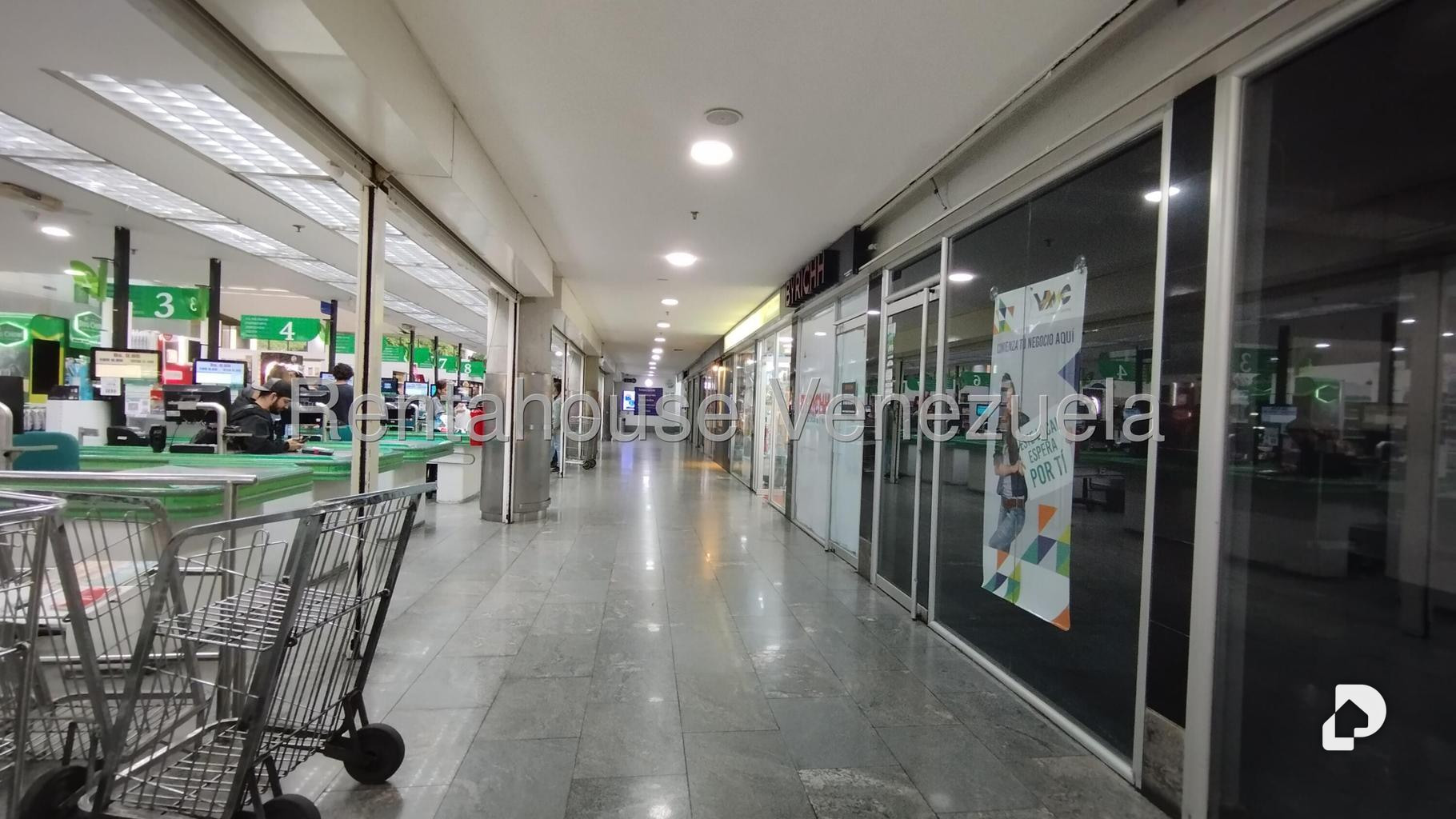 Local comercial en Colinas de Valle Arriba, Caracas – 10