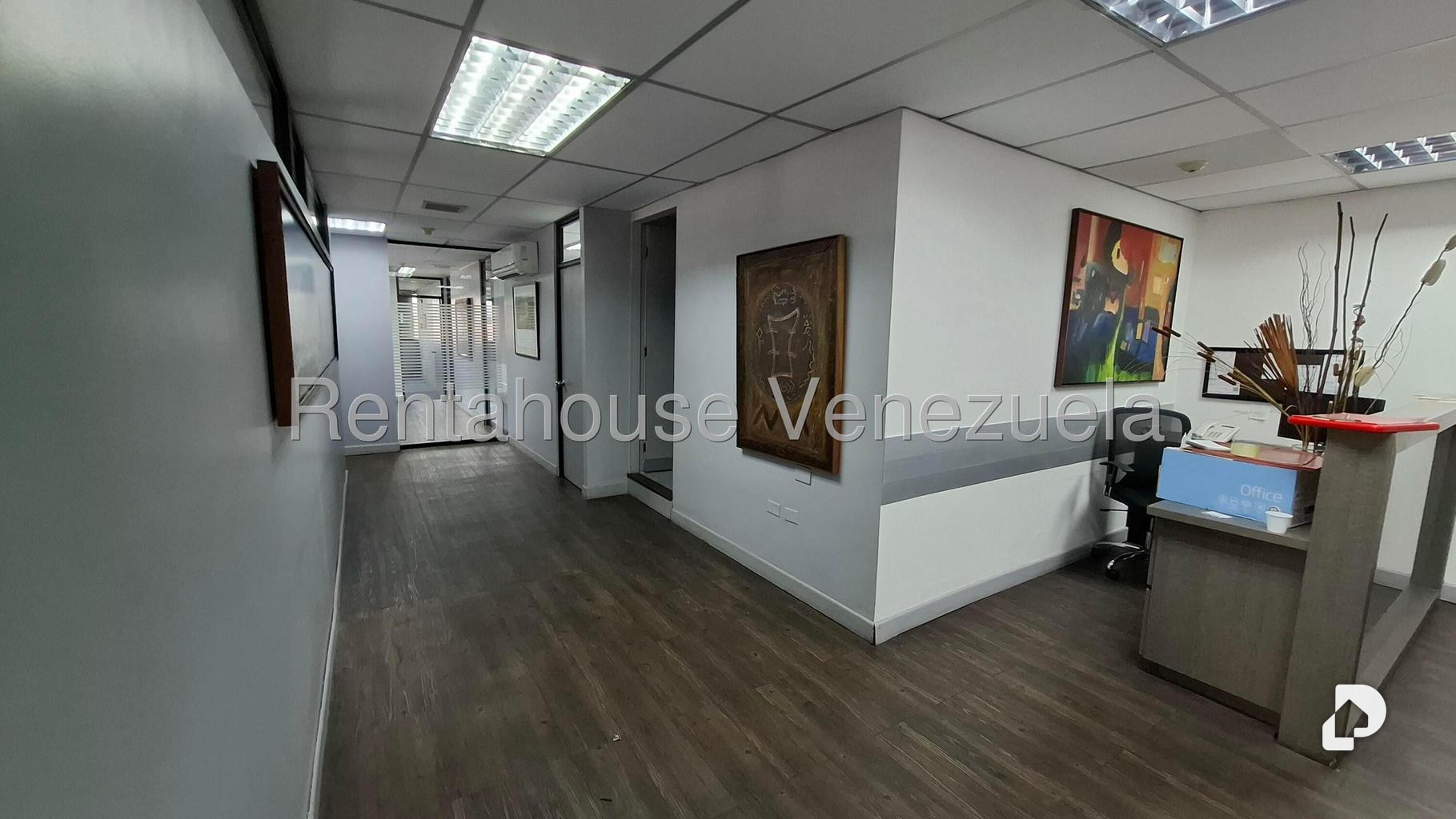Oficina en La Castellana, Caracas – 21