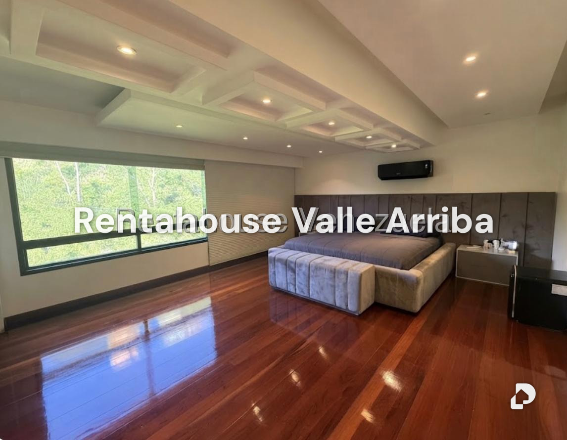 Apartamento en Lomas de La Lagunita, Caracas – 12