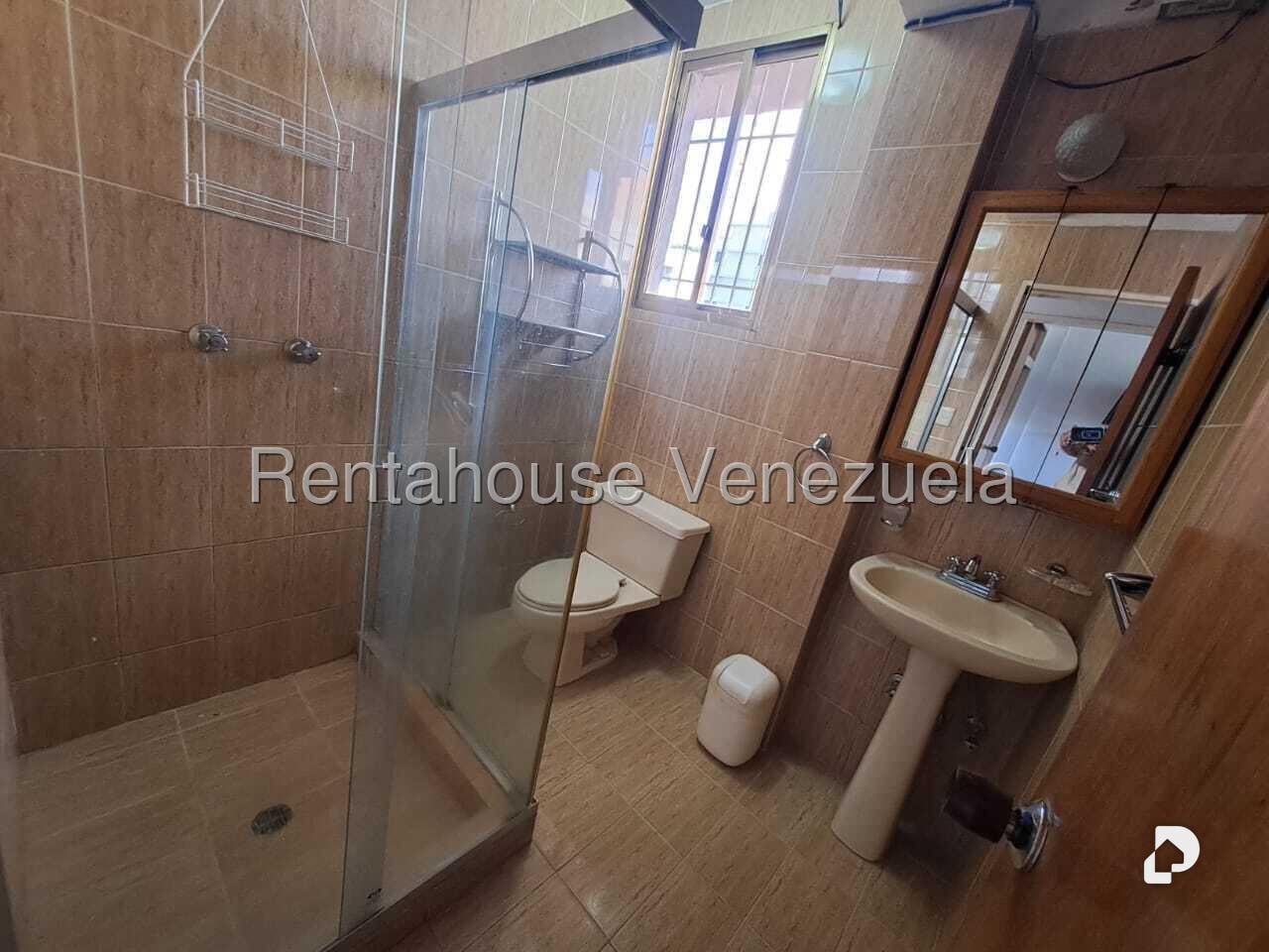 Casa en La Boyera, Caracas – 23