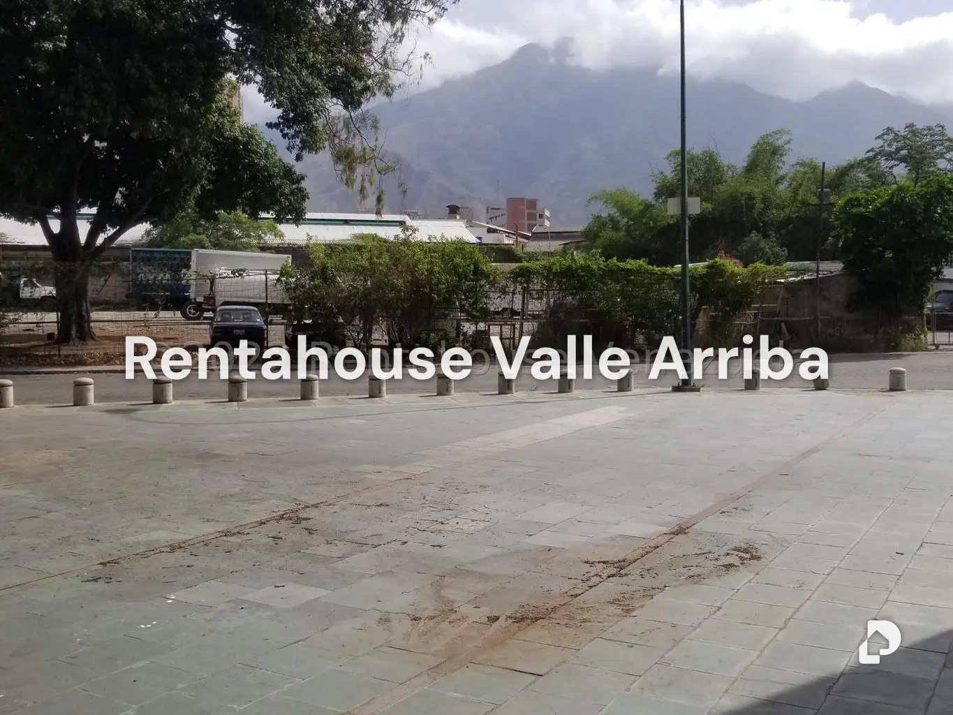 Terreno en Los Cortijos de Lourdes, Caracas – 7