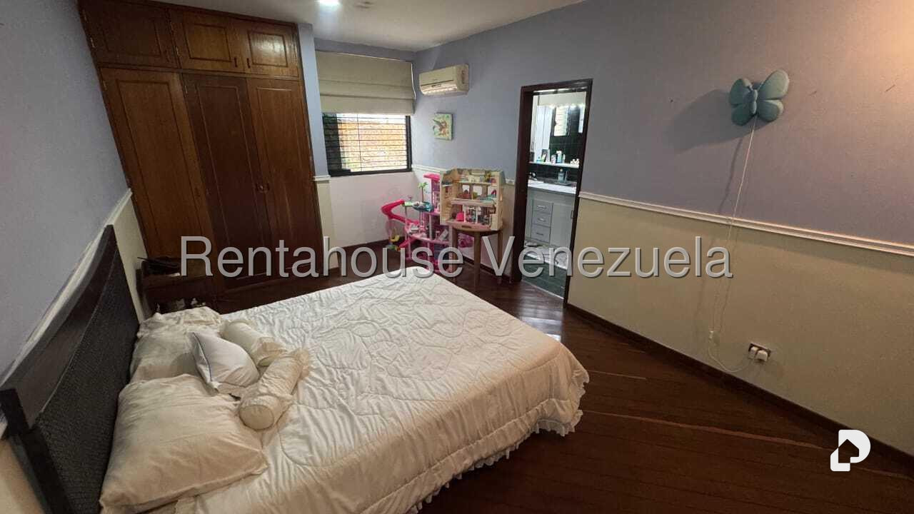 Casa en Colinas del Tamanaco, Caracas – 25