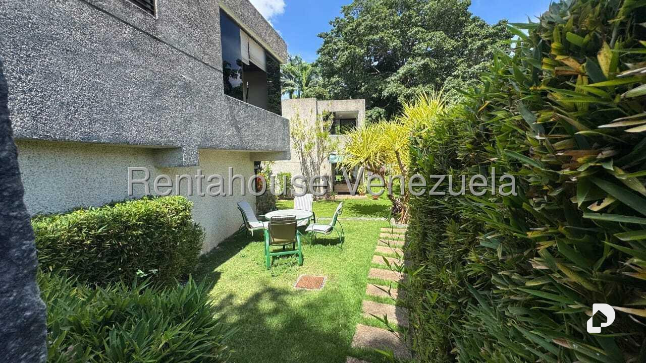 Casa en Colinas del Tamanaco, Caracas – 35