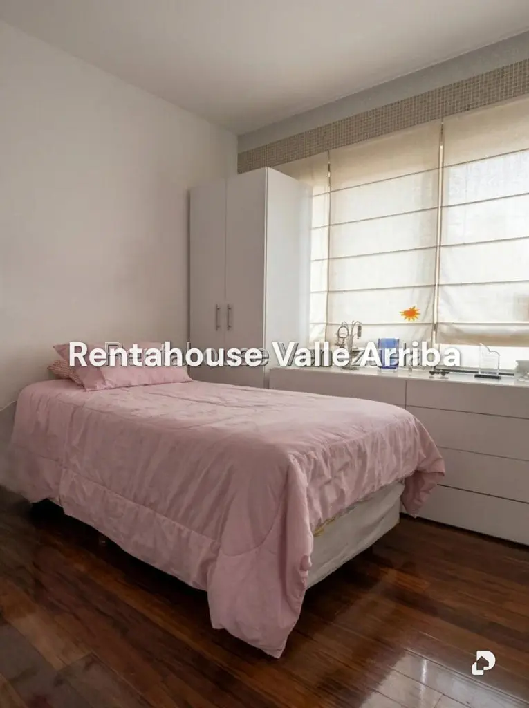 Apartamento en Los Palos Grandes, Caracas – 8