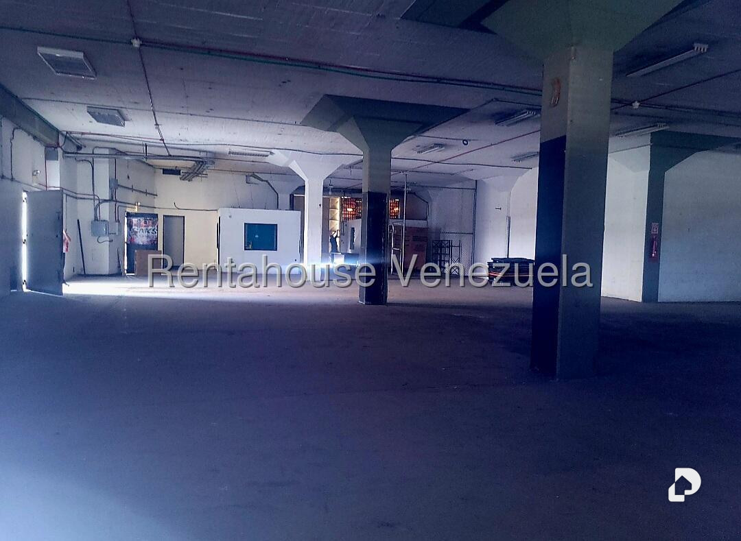 Local comercial en Boleíta Norte, Caracas – 11