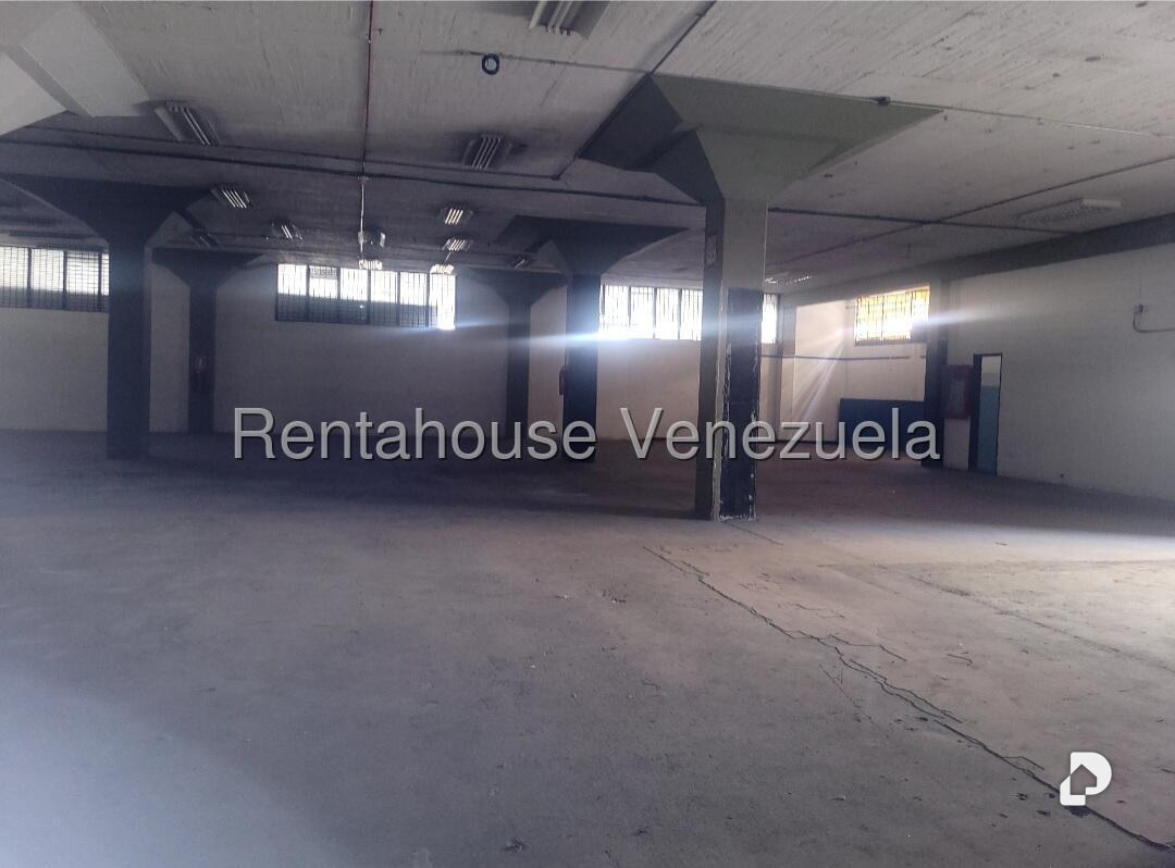 Local comercial en Boleíta Norte, Caracas – 17