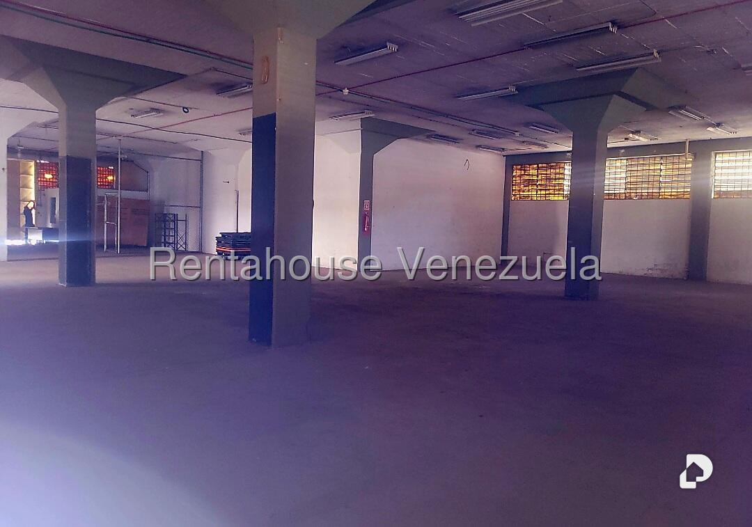 Local comercial en Boleíta Norte, Caracas – 10