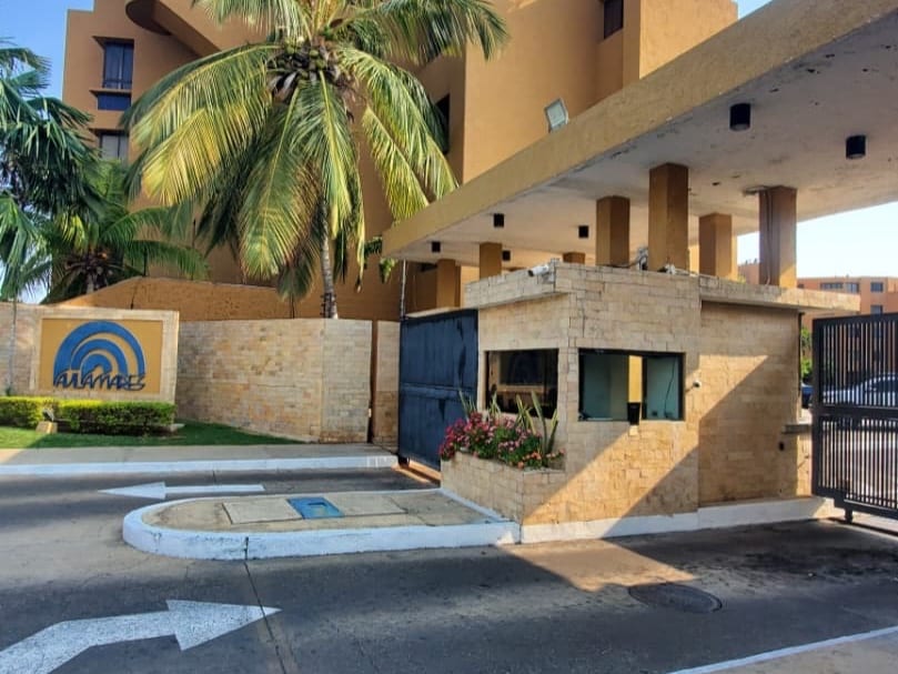 Apartamento en Complejo Turístico El Morro, Lechería - 1