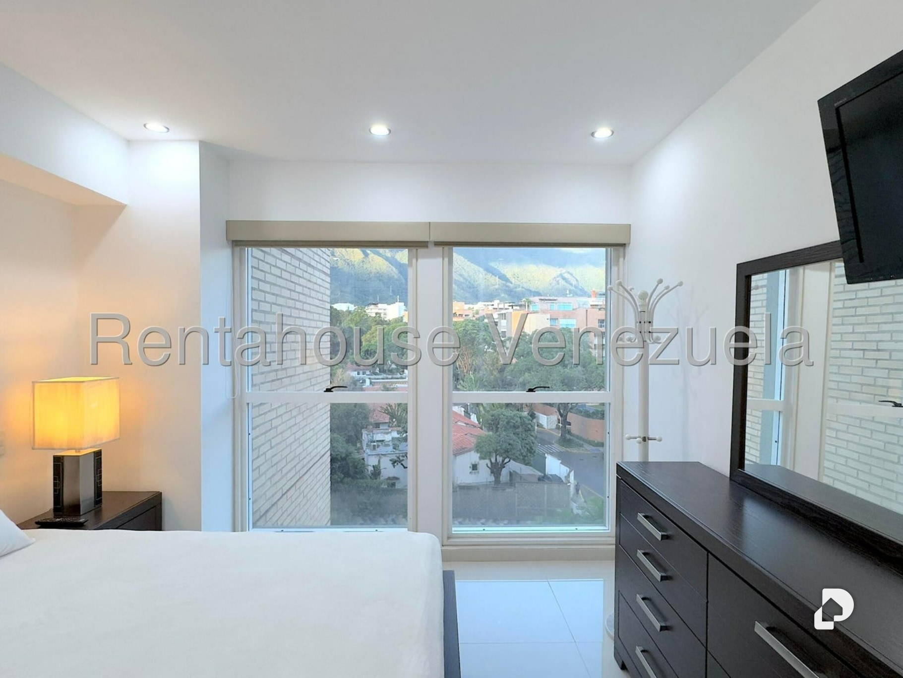 Apartamento en Campo Alegre, Caracas – 13