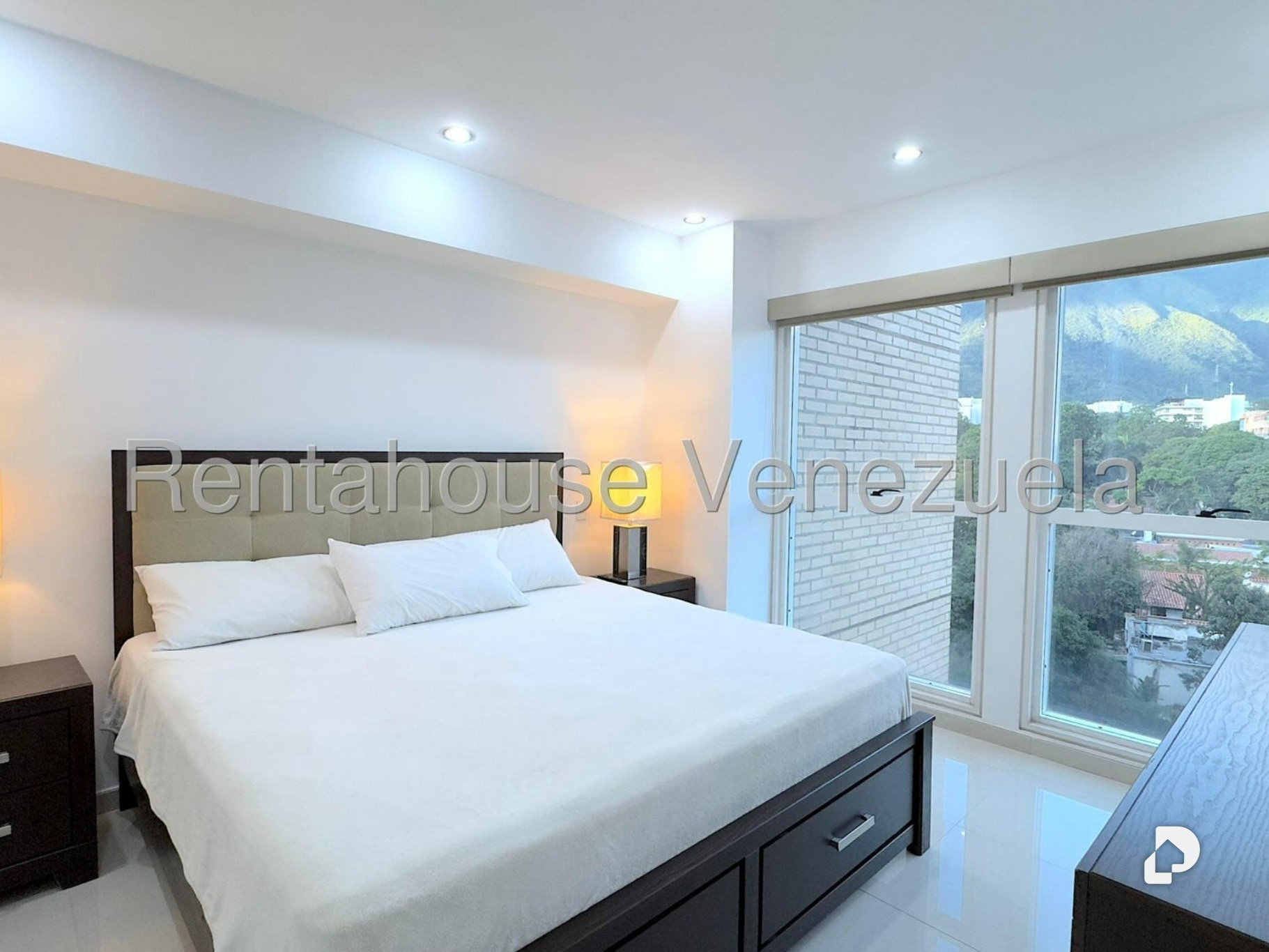 Apartamento en Campo Alegre, Caracas – 12