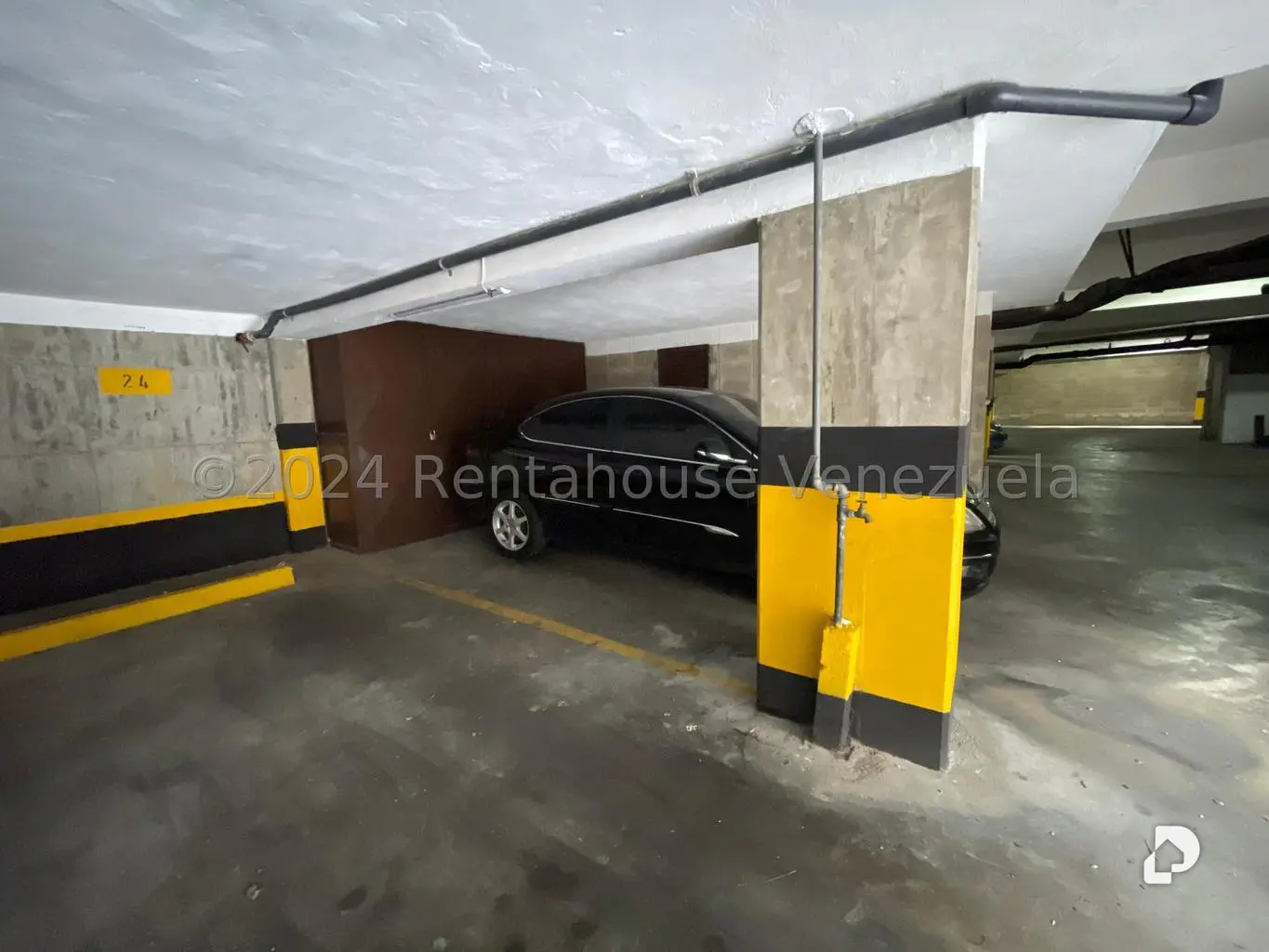 Apartment in La Florida, Caracas – 27