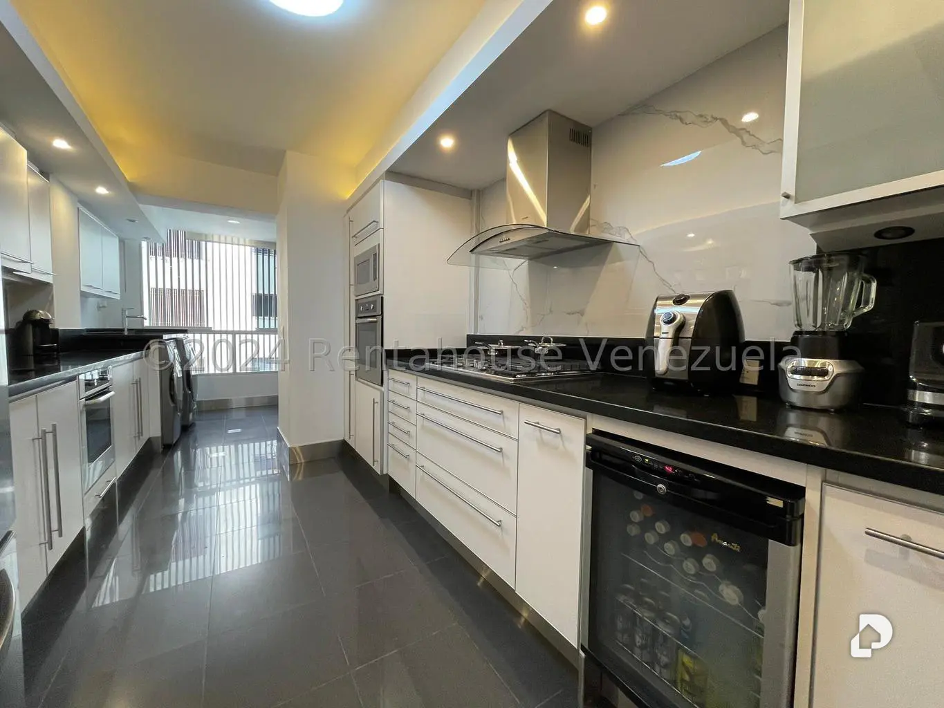 Apartment in La Florida, Caracas – 10
