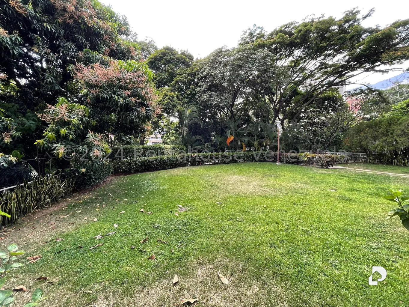 Apartment in La Florida, Caracas – 23
