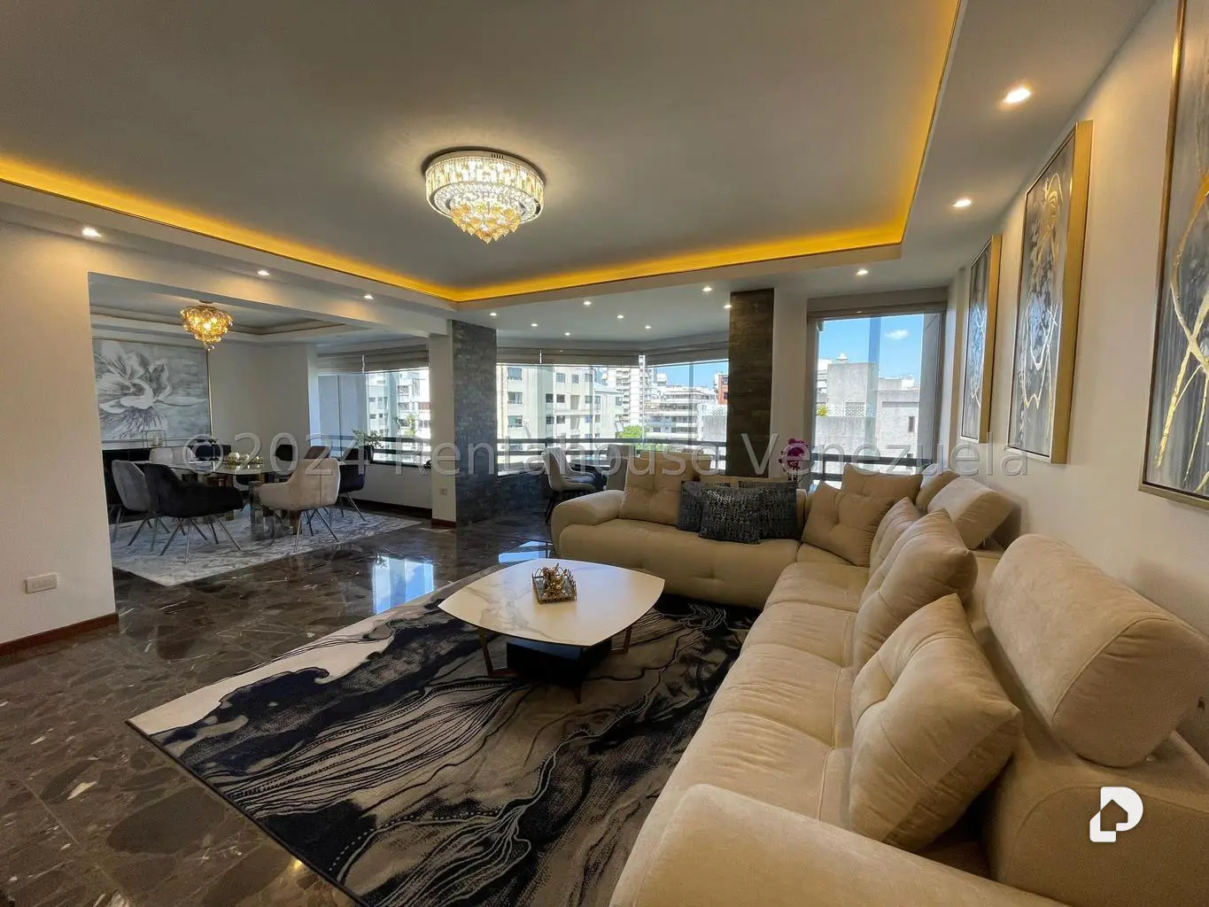 Apartment in La Florida, Caracas – 2