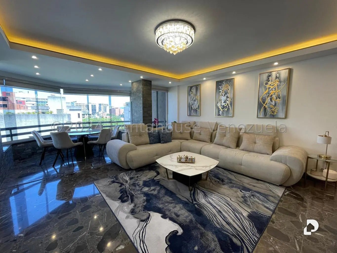 Apartment in La Florida, Caracas – 3