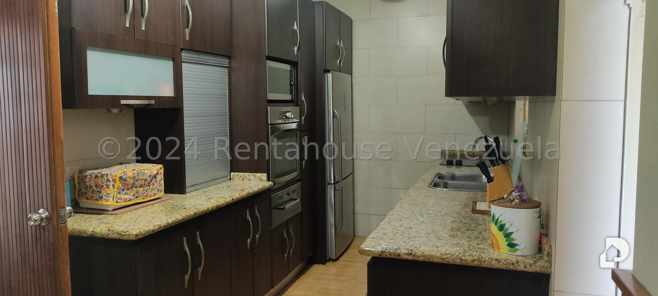 Casa en Los Palos Grandes, Caracas – 13