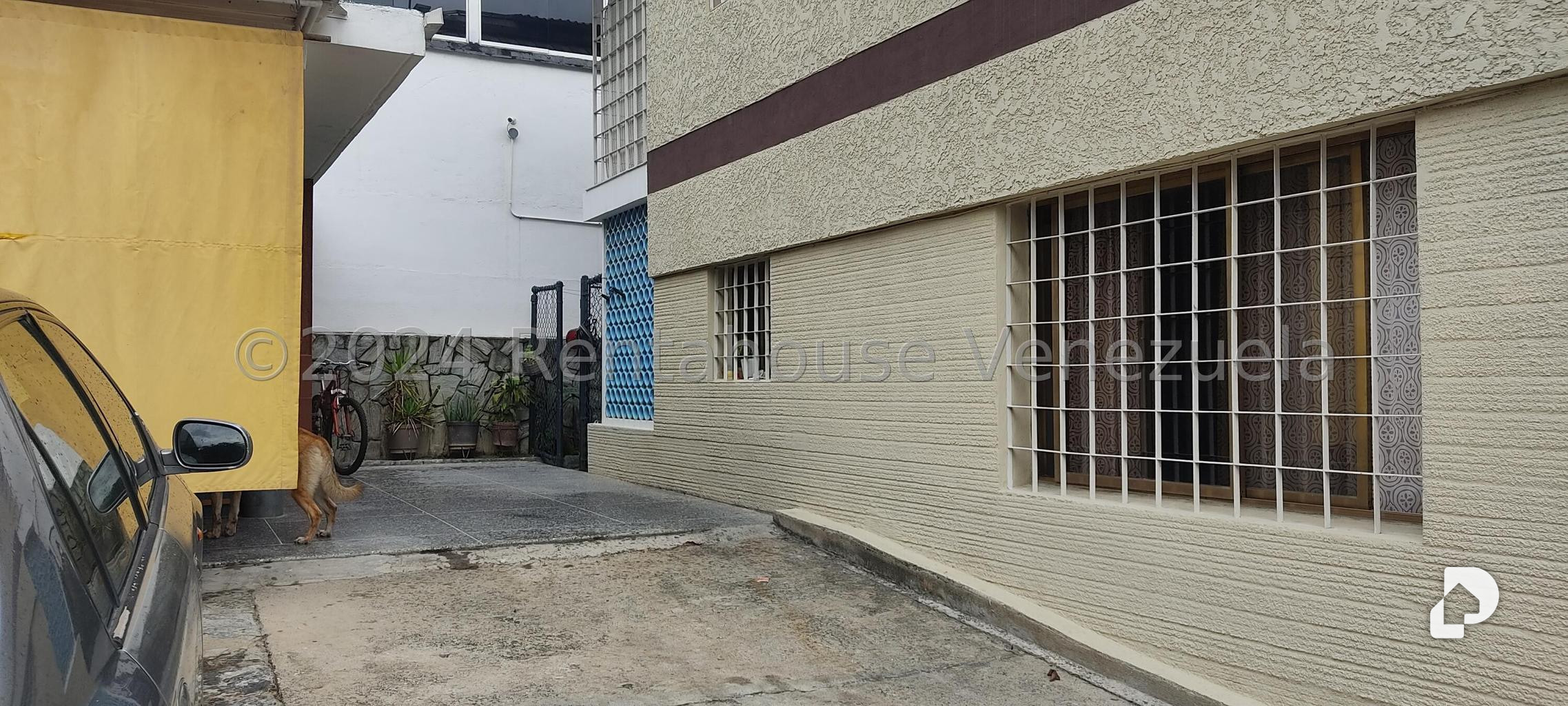 Casa en Los Palos Grandes, Caracas – 6