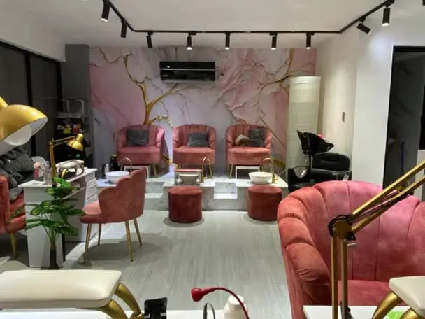 Local comercial en Caracas - 1