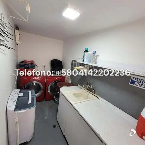 Casa en Cumbres de Curumo, Caracas – 12