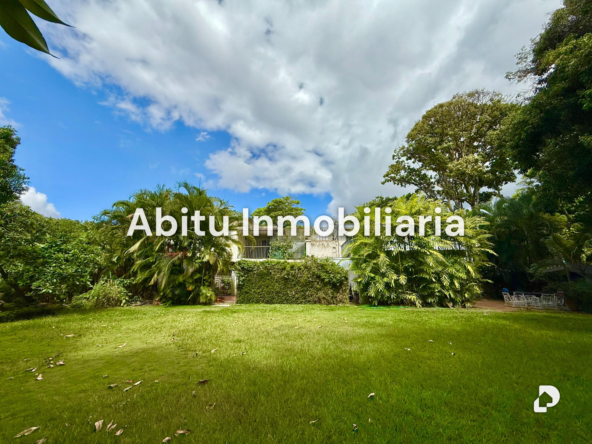 Casa en La Floresta, Caracas – 7