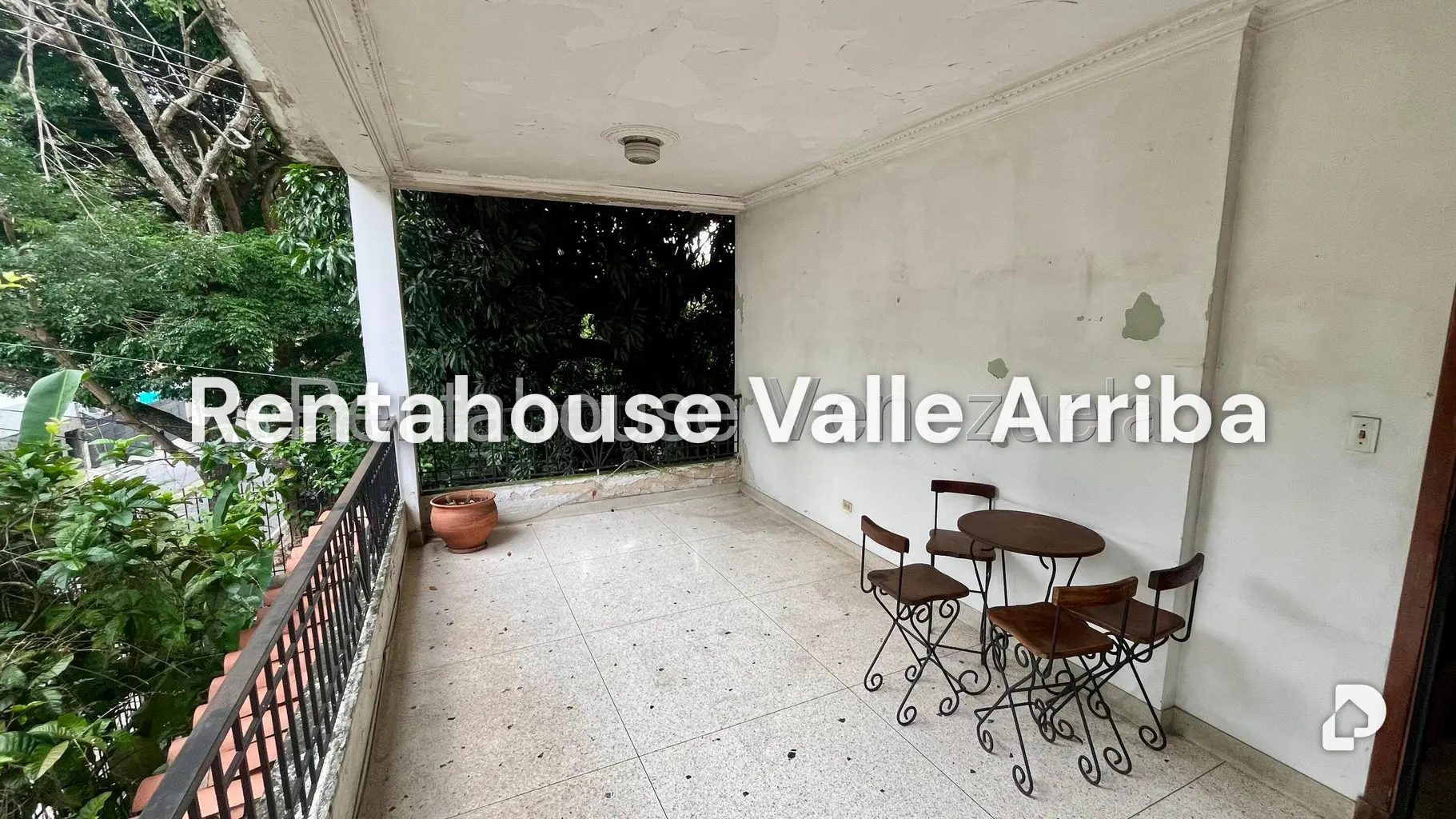Casa en Alta Florida, Caracas – 21