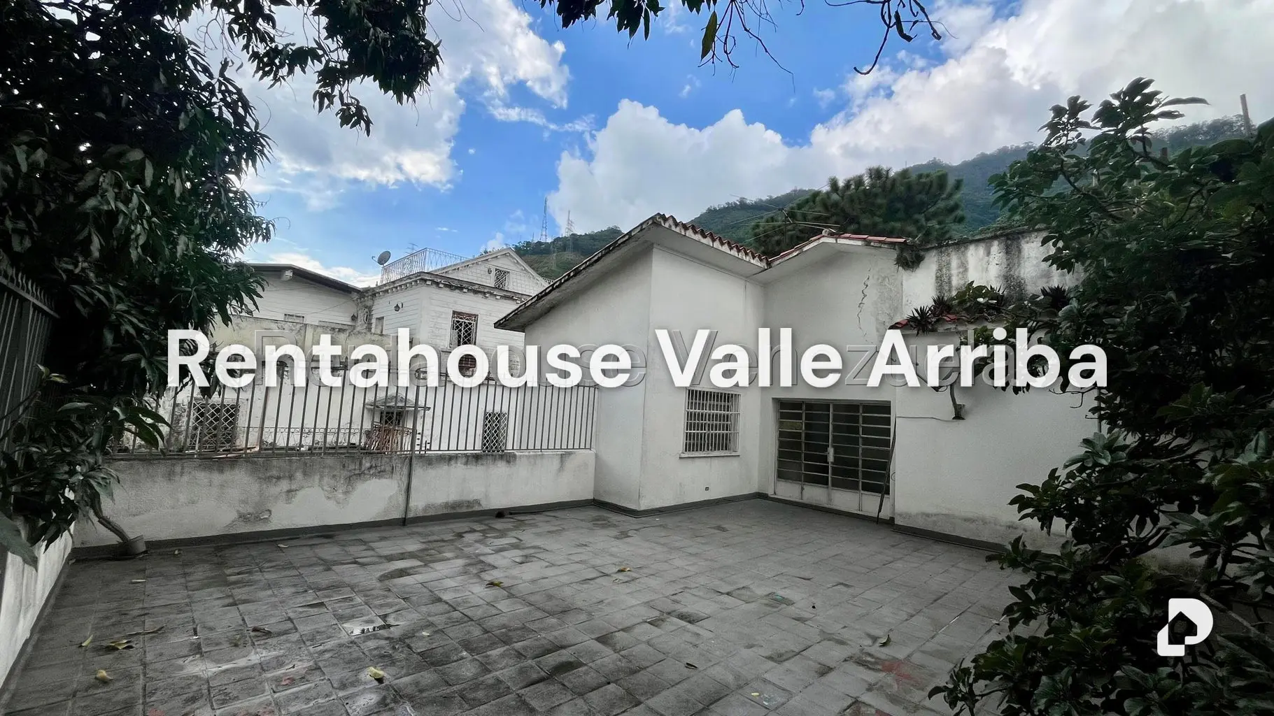 Casa en Alta Florida, Caracas – 30
