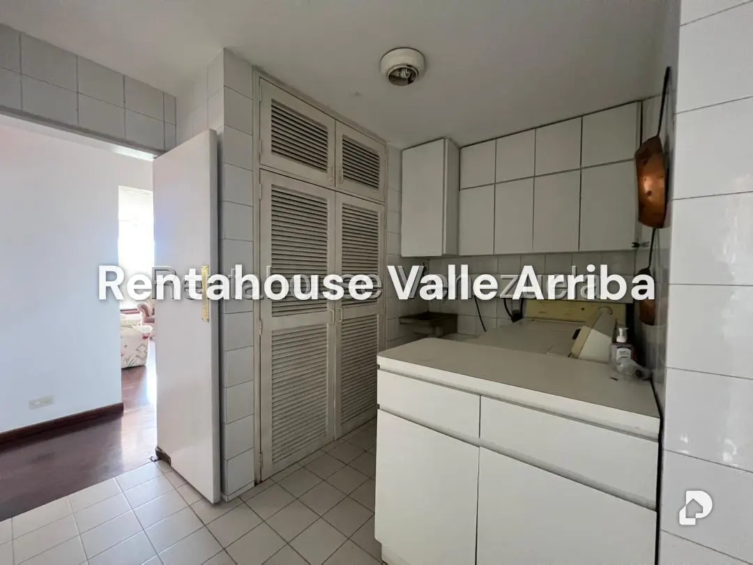 Apartamento en Colinas de Valle Arriba, Caracas – 19