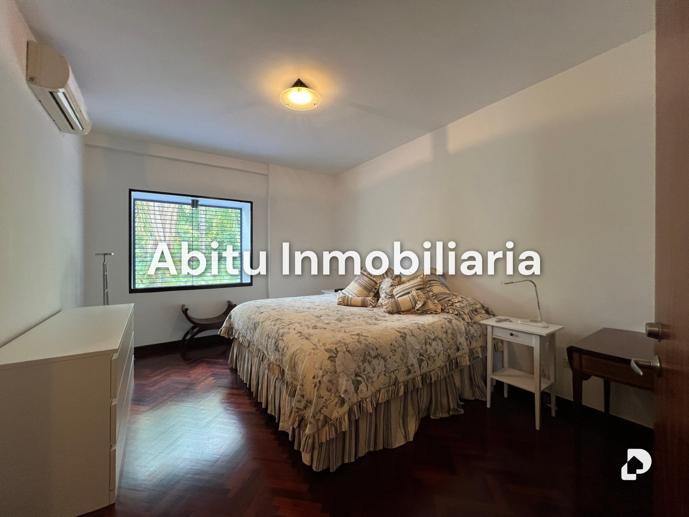 Casa en Alto Hatillo, Caracas – 14