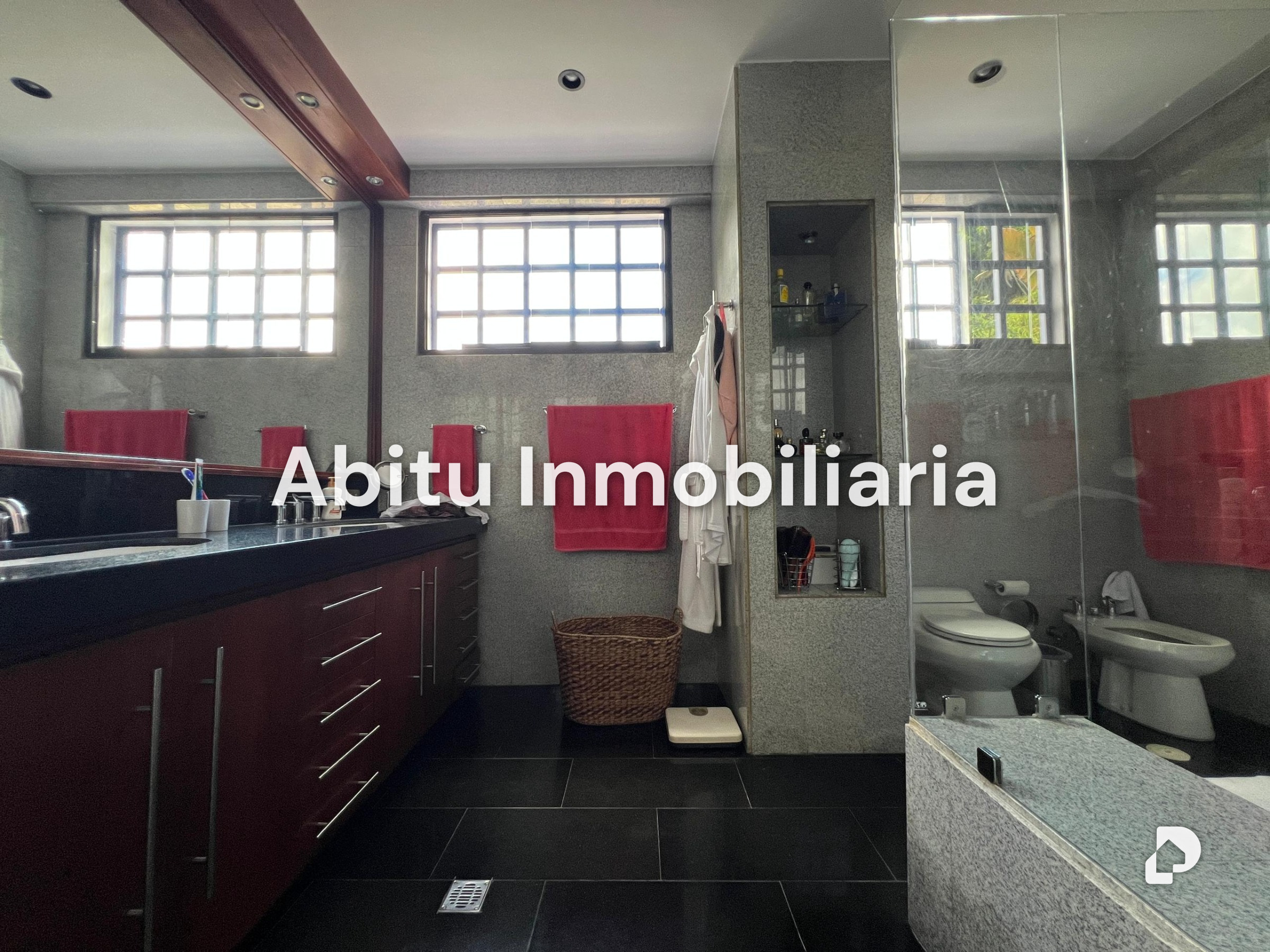 Casa en Alto Hatillo, Caracas – 11