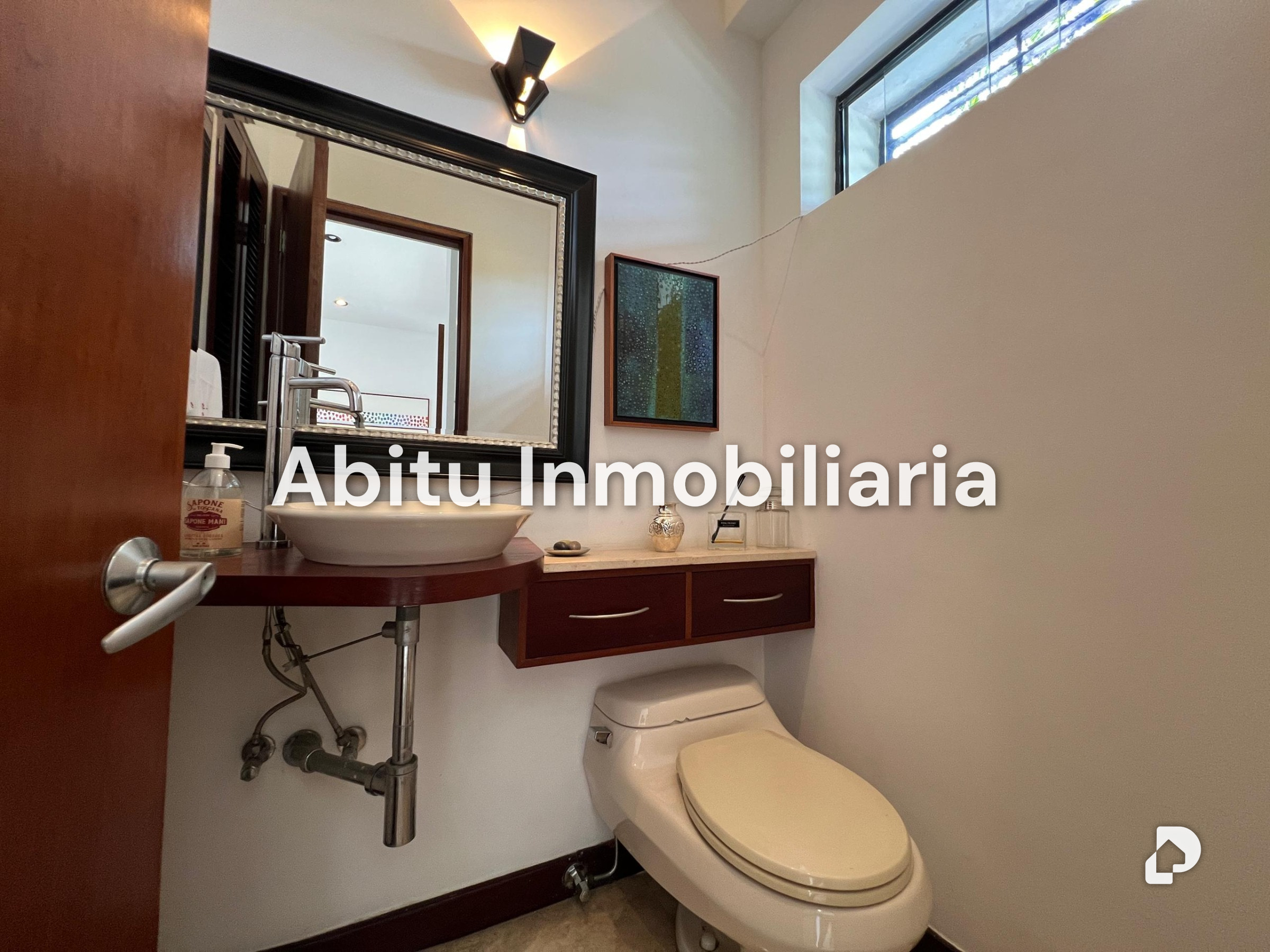 Casa en Alto Hatillo, Caracas – 15