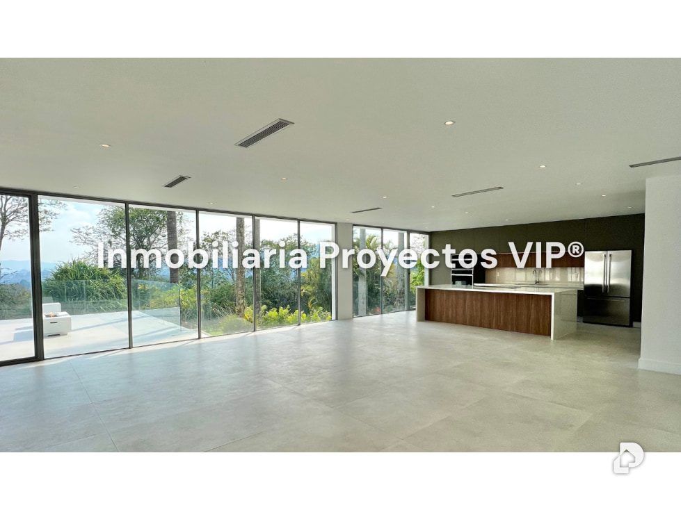 House in La Lagunita, Caracas – 3