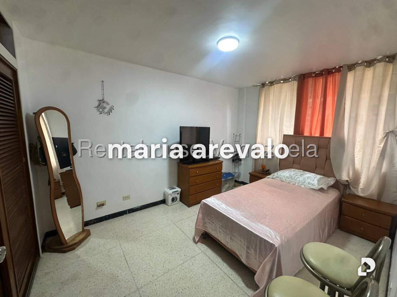 Apartment in San Bernardino, Caracas – 19