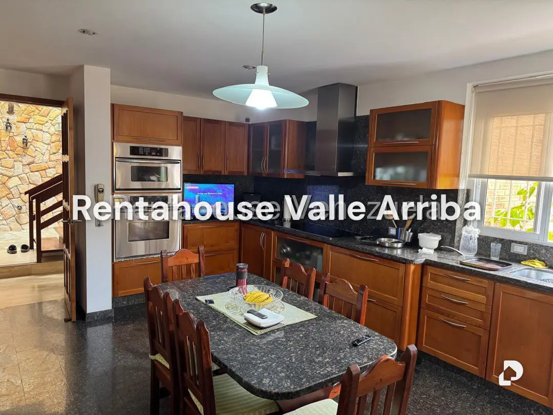 Casa en Alto Hatillo, Caracas – 17