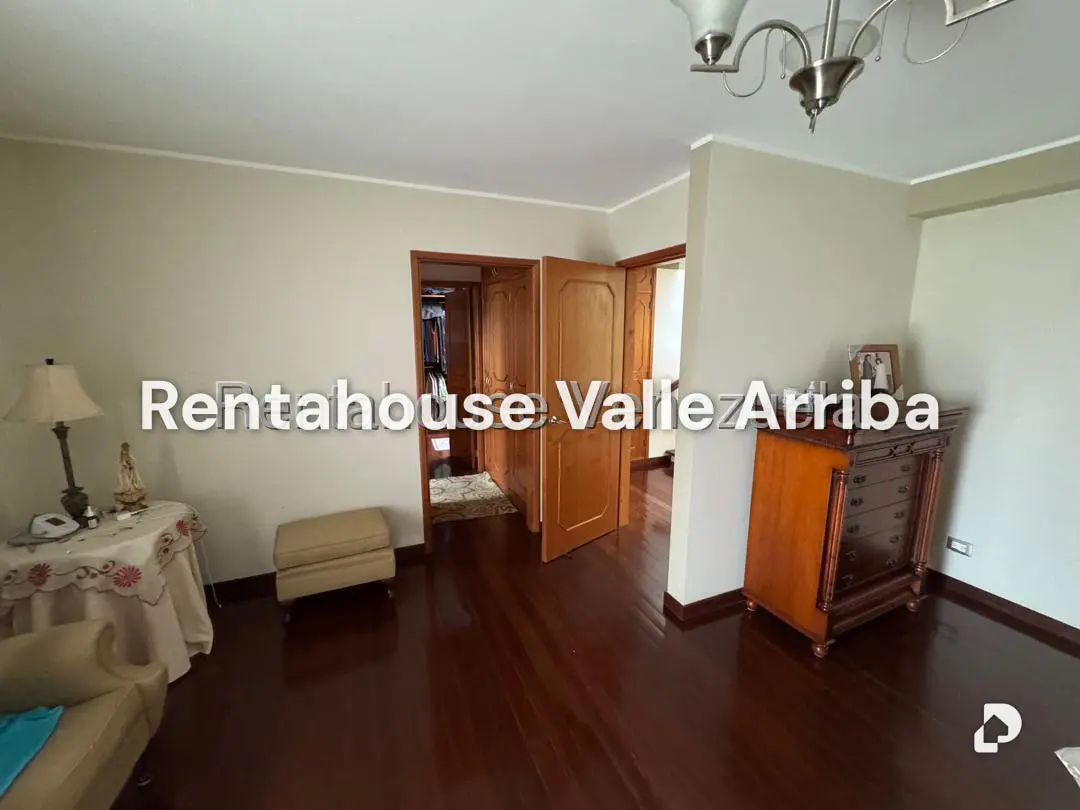 Casa en Alto Hatillo, Caracas – 22