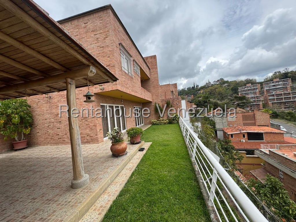 Casa en Alto Hatillo, Caracas - 1