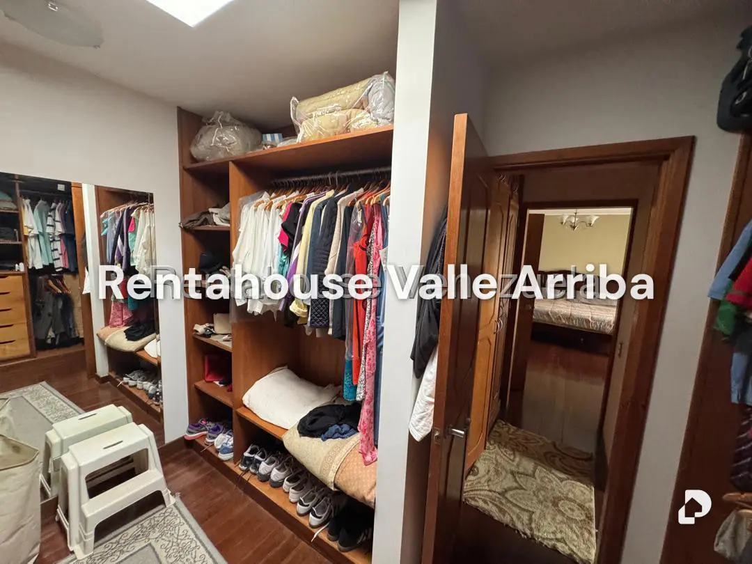 Casa en Alto Hatillo, Caracas – 27