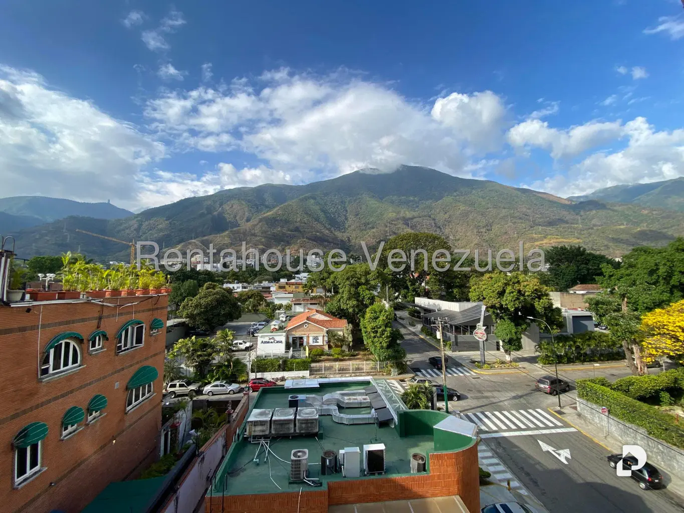 Apartamento en Los Palos Grandes, Caracas – 8