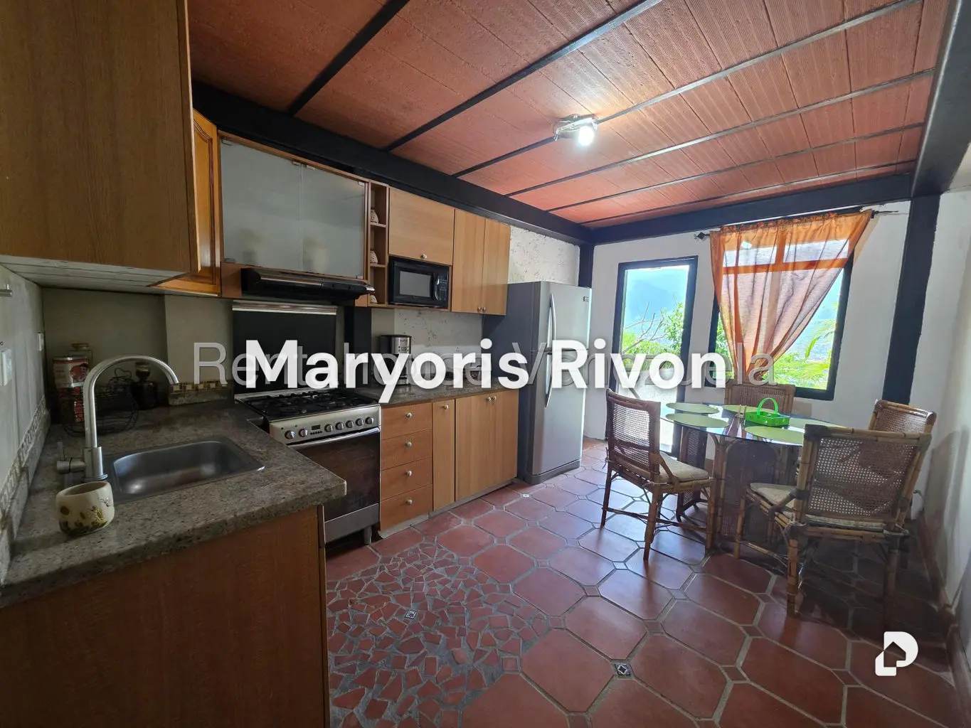 Townhouse en El Cafetal, Caracas – 3