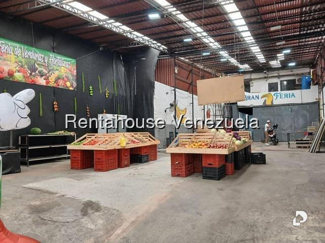 Local comercial en Parroquia La Candelaria, Caracas
