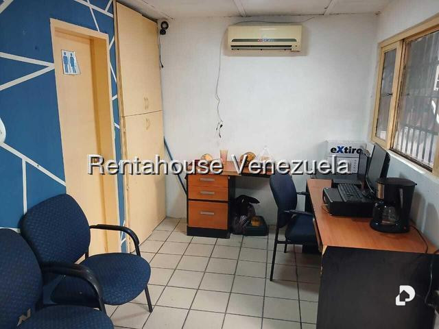 Local comercial en Parroquia La Candelaria, Caracas
