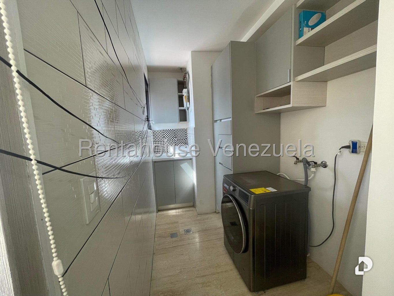 Apartamento en Campo Alegre, Caracas – 12